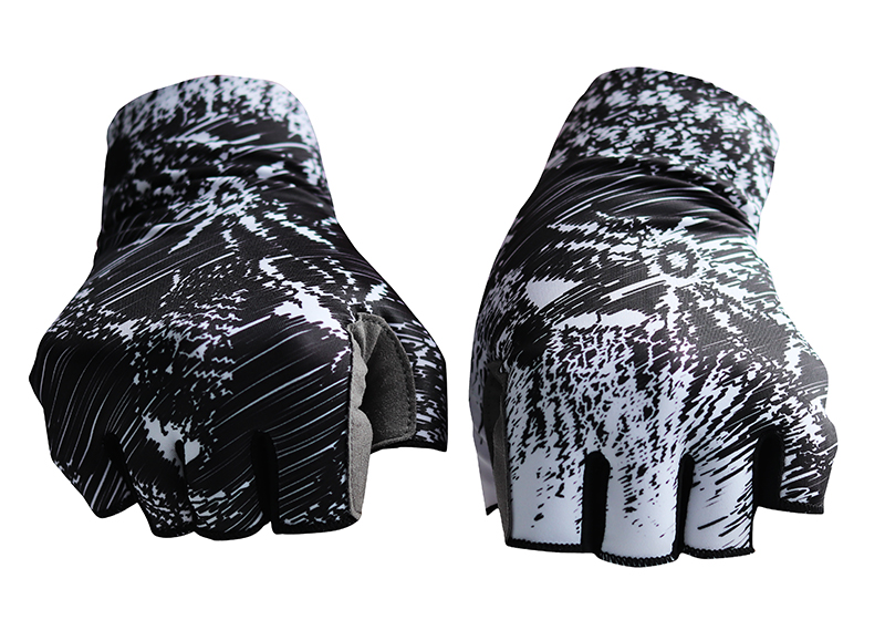 RA0094 Half Finger Gloves White & Black